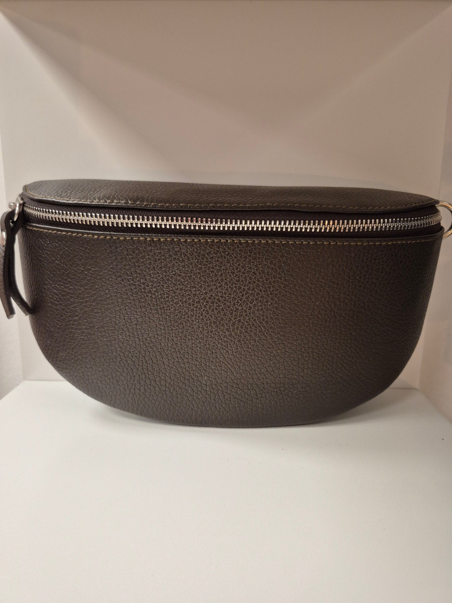 Umhängetasche aus Leder