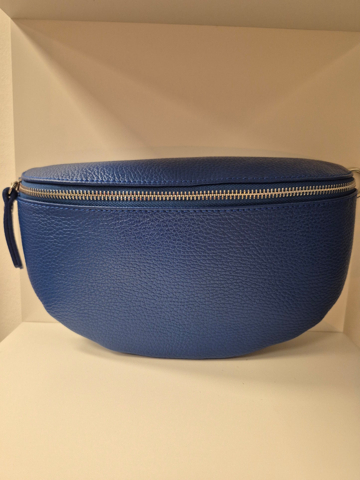 Umhängetasche aus Leder