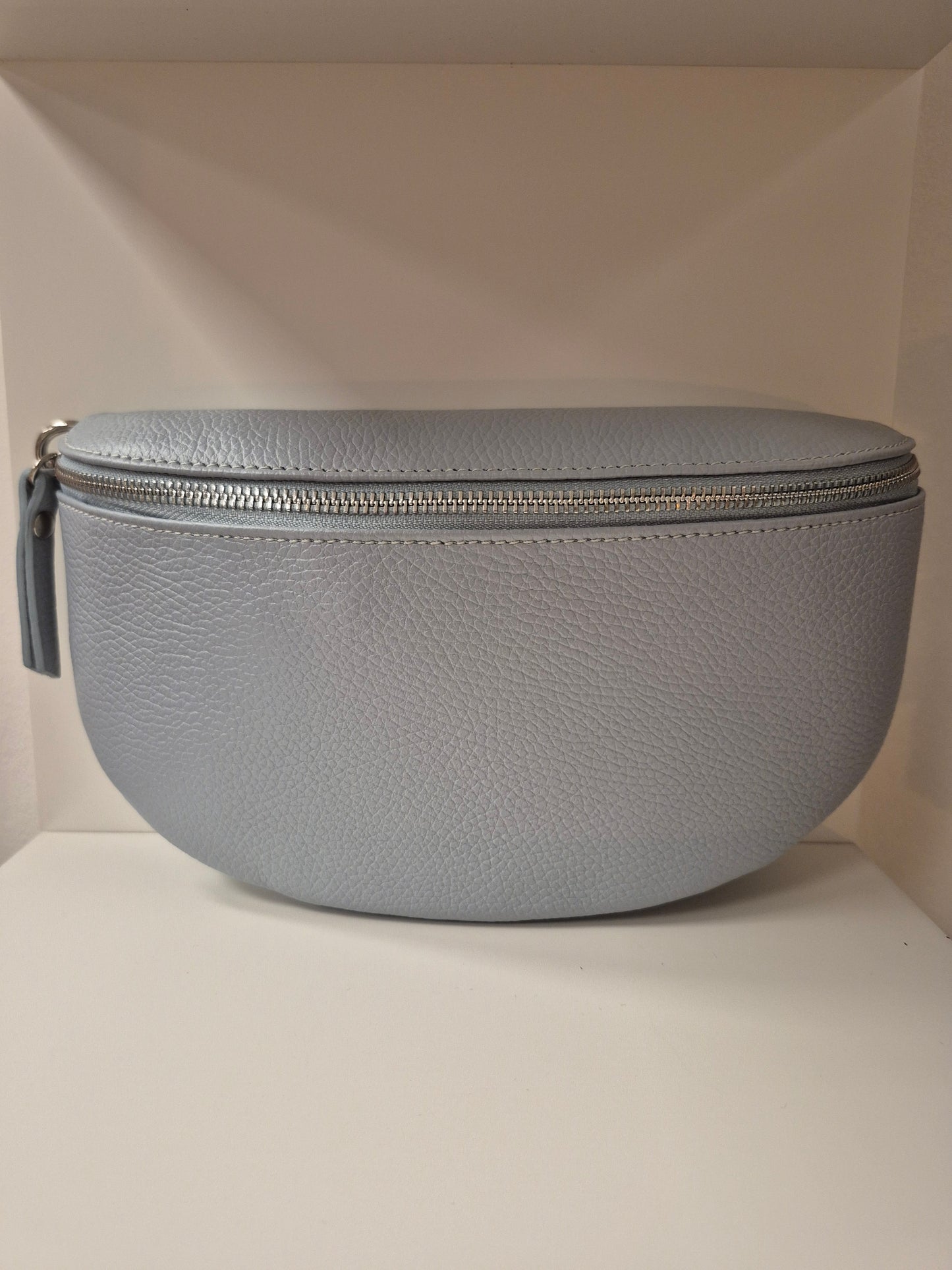 Umhängetasche aus Leder